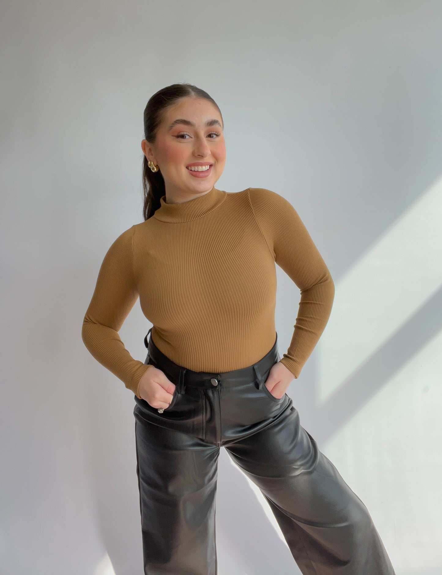 ribbed bodysuit - camel
