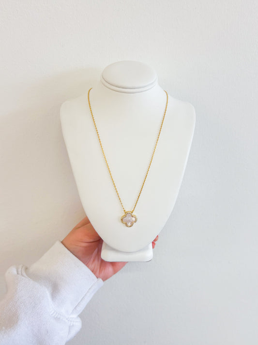 clover necklace