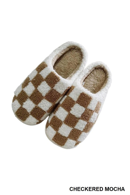 checkered slippers
