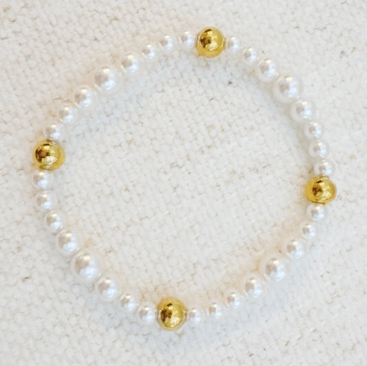 Pearl Stretch Bracelet