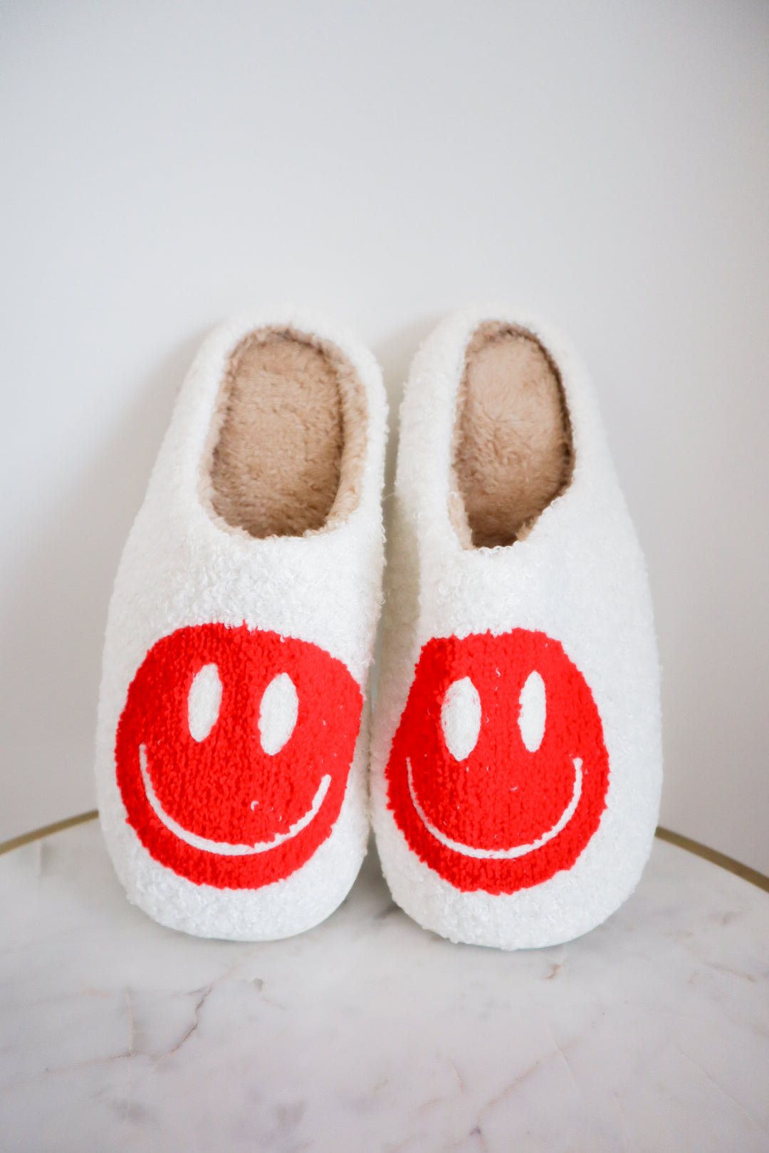 smiley slippers - red